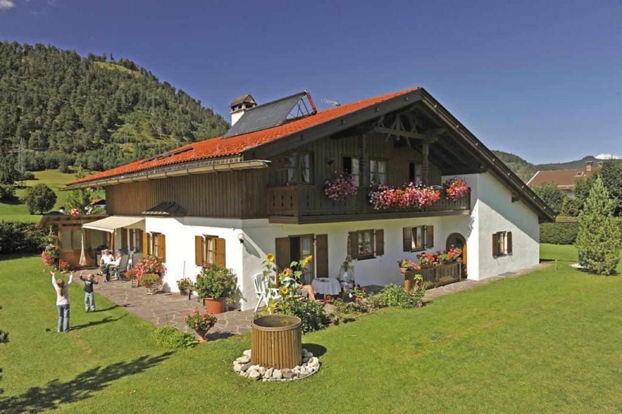 Ferienwohnung Alpenwelt Wallgau Luaran gambar